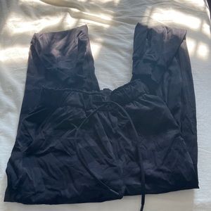 LULULEMON JOGGERS size 2 black camo